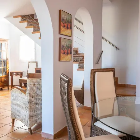 Vila Villas Finesse Villas 3 Dorm By Interhome Son Bou